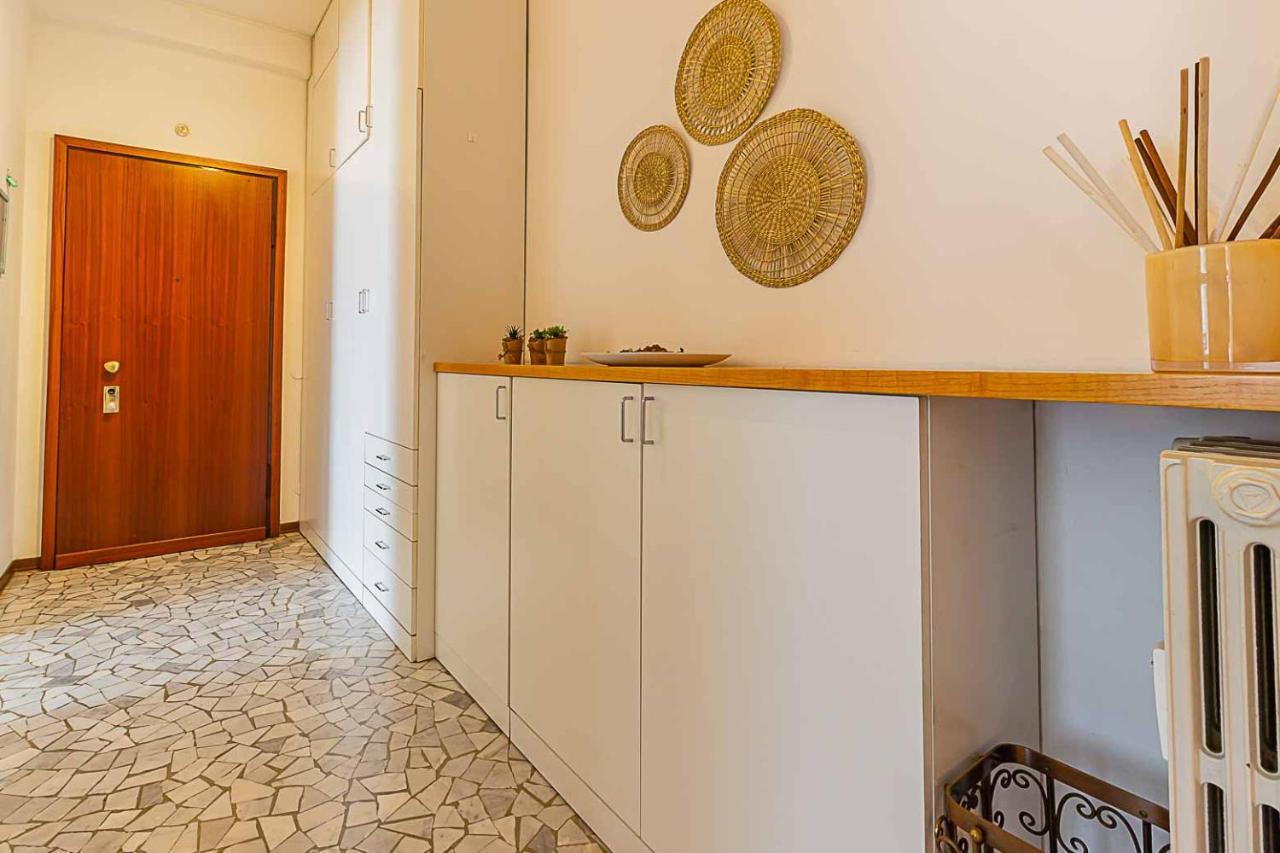 Panorama - Parking - Family&Groups - Self Ck-In & Access Appartamento Côme Esterno foto